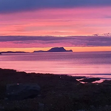 6 Person In Svensby-by Traum בית נופש *