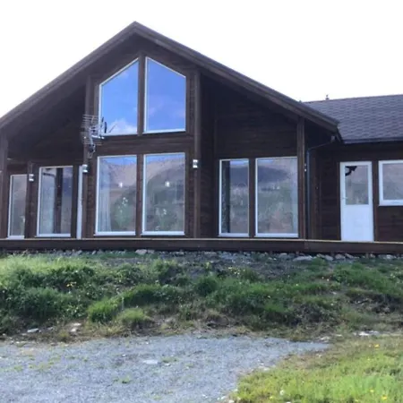 6 Person In Svensby-by Traum Svensby