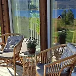 6 Person In Svensby-by Traum Vakantiehuis